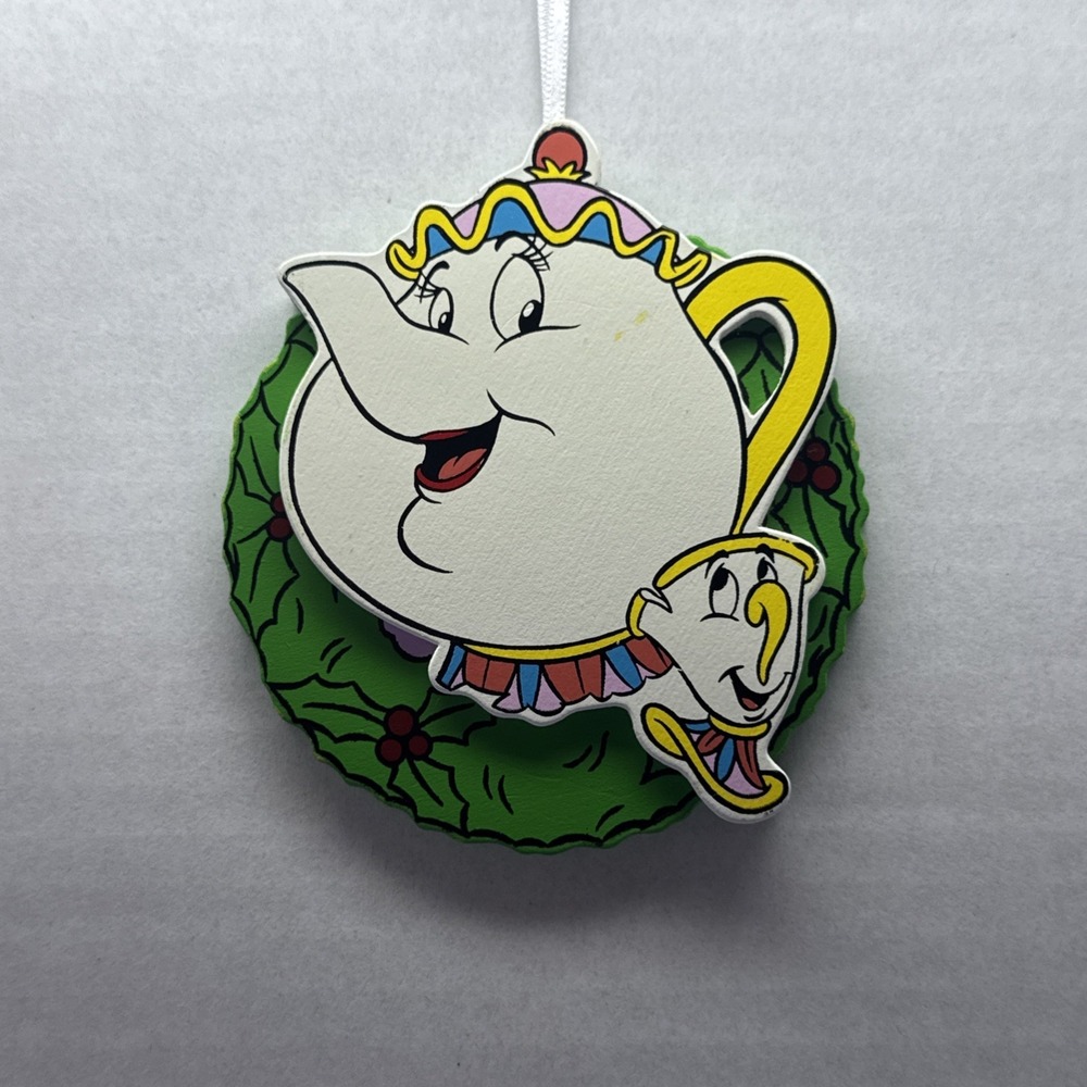 VTG DISNEY MRS. POTTS & CHIP 4" WOODEN ORNAMENT‎ BEAUTY & BEAST